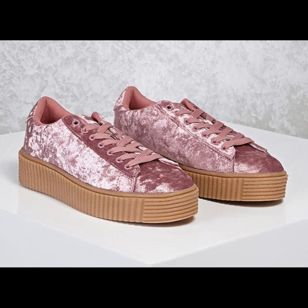 NWB Crushed Velvet Low Top Sneakers!!!!